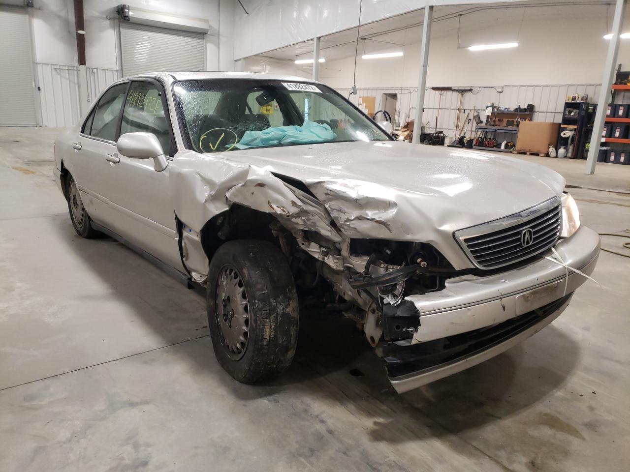 ACURA RL 1997 with VIN JH4KA9657VC013345 - Photo from auction