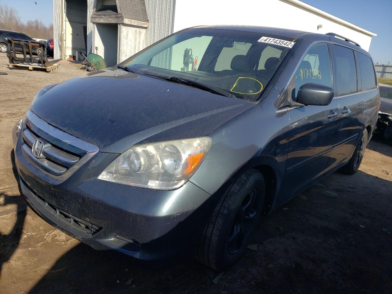 Photo 2 from auction – 2006 HONDA ODYSSEY with VIN 5FNRL38766B455785