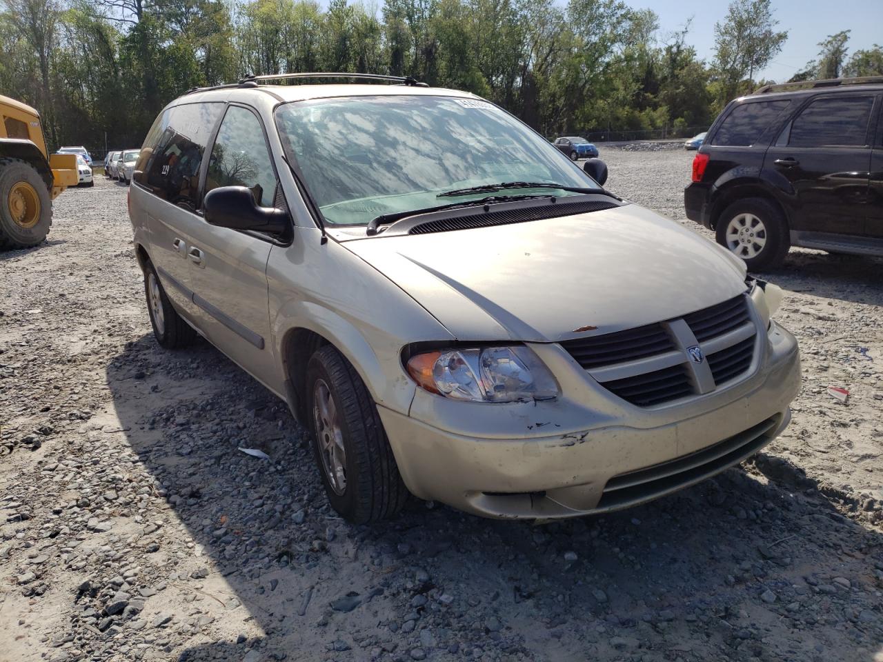 DODGE CARAVAN SX 2005 with VIN 1D4GP45R85B233762 - Photo from auction