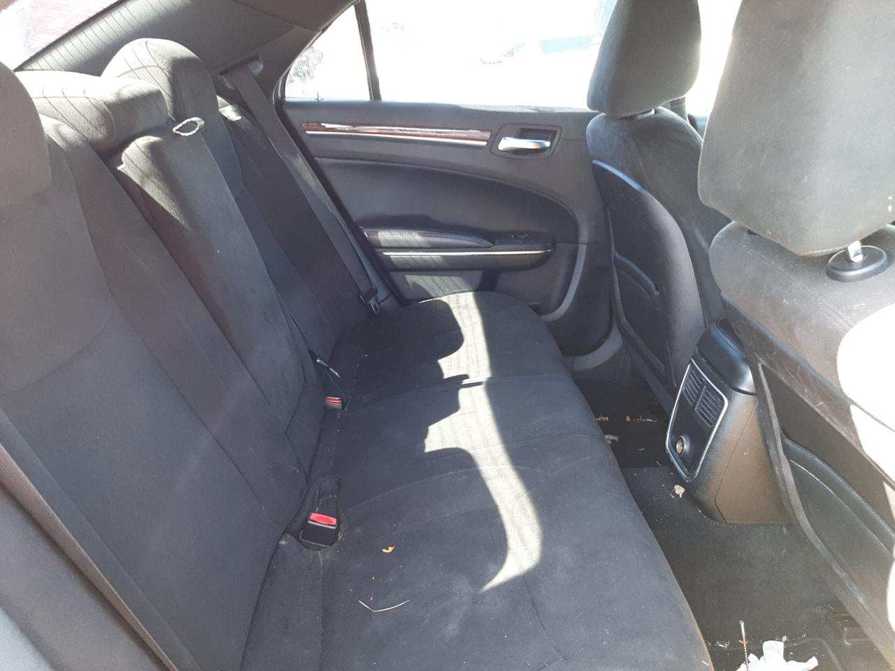 Photo 6 from auction – 2012 CHRYSLER 300 with VIN 2C3CCAAG5CH113825