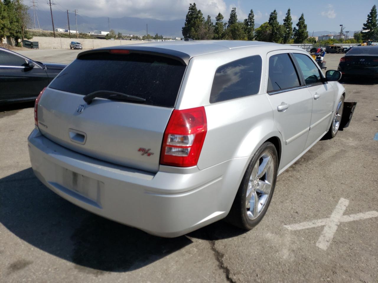 Photo 4 from auction – 2007 DODGE MAGNUM R/T with VIN 2D4GV57257H900261