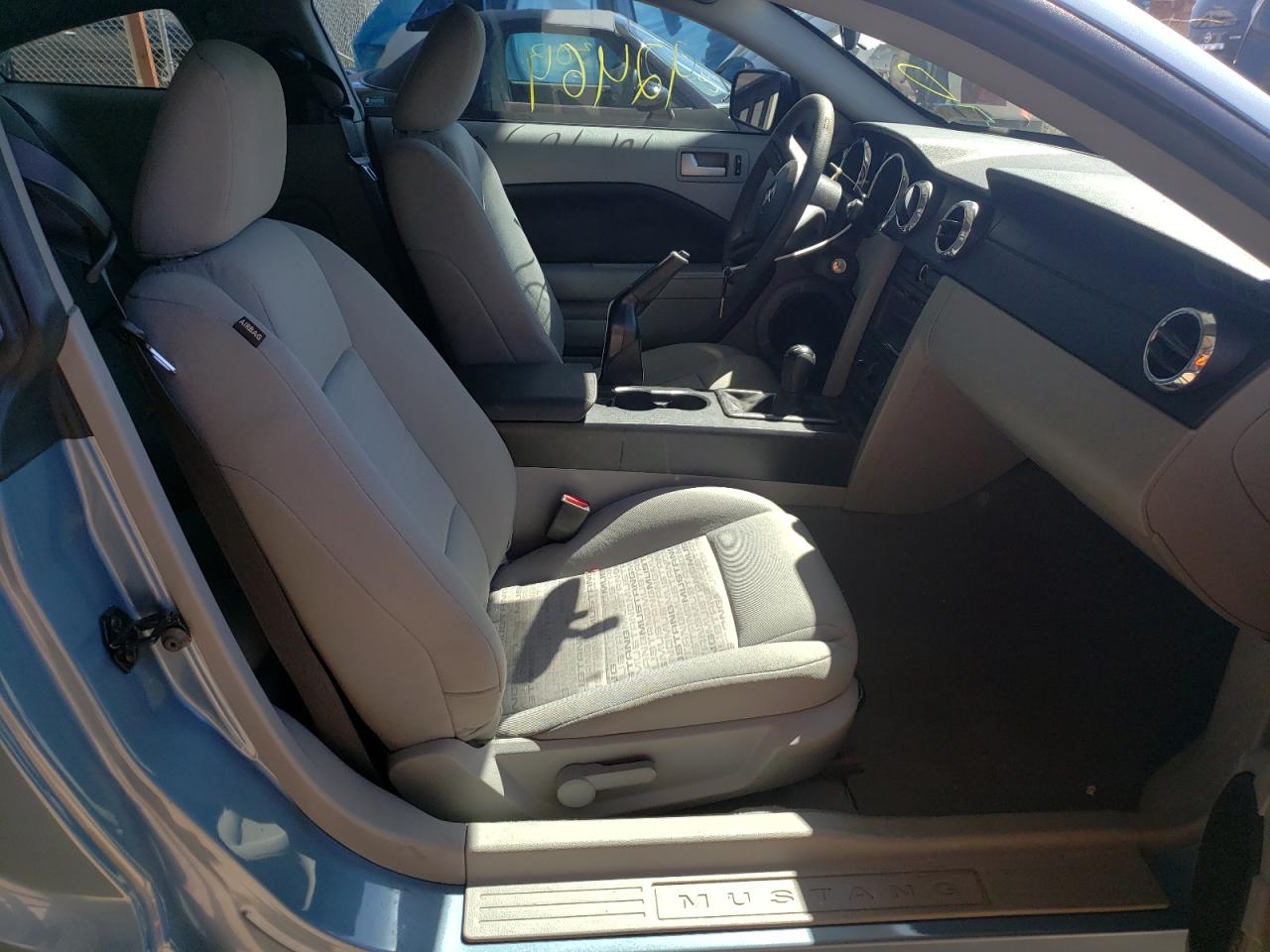 Photo 5 from auction – 2008 FORD MUSTANG with VIN 1ZVHT80N085125337