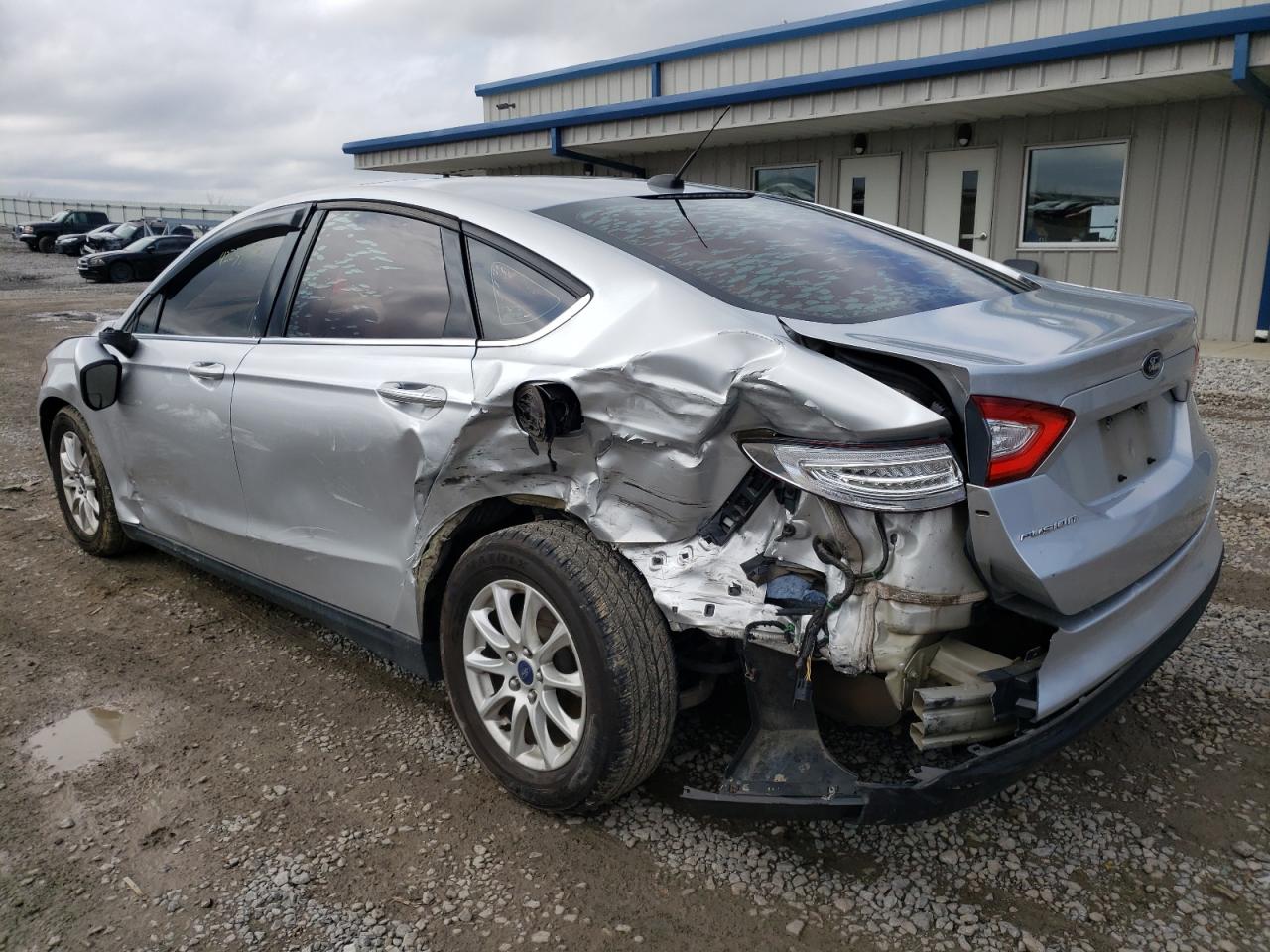 Photo 3 from auction – 2016 FORD FUSION S with VIN 3FA6P0G7XGR243615