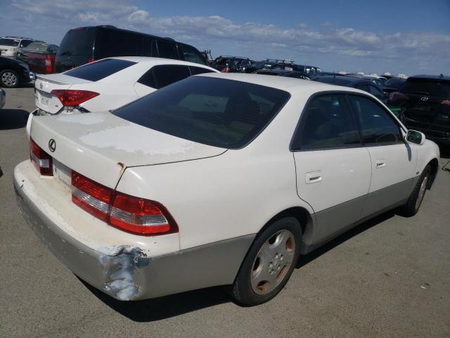 Photo 4 from auction – 2000 LEXUS ES 300 with VIN JT8BF28G6Y5101562