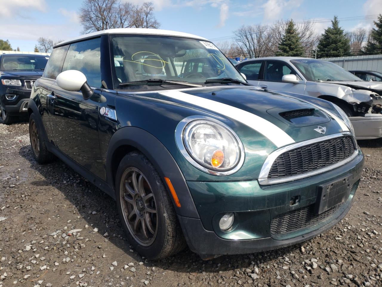MINI COOPER S 2010 with VIN WMWMF7C55ATX45355 - Photo from auction