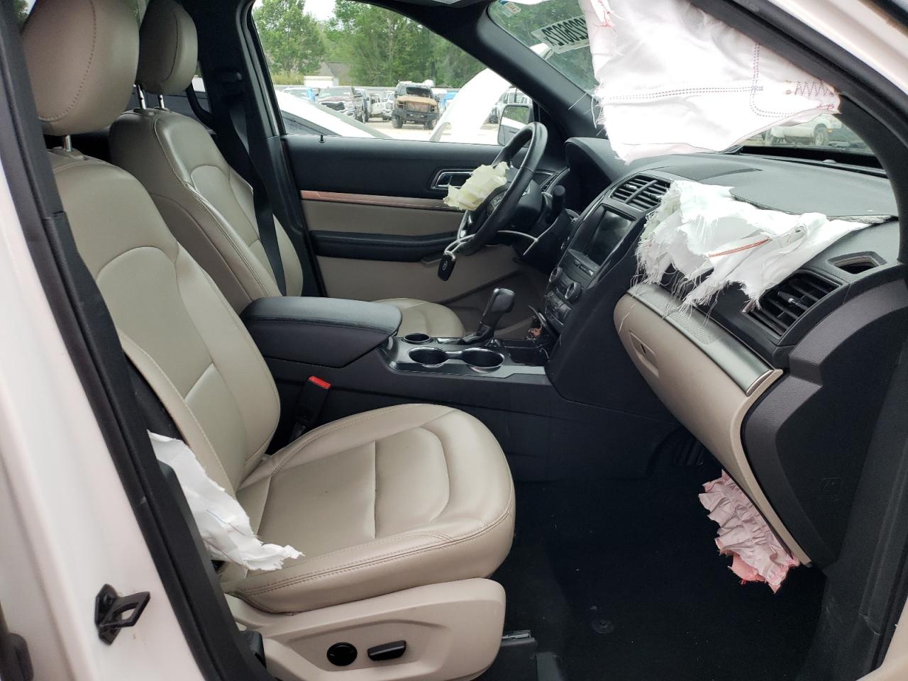 Photo 5 from auction – 2019 FORD EXPLORER X with VIN 1FM5K7DH6KGB02336