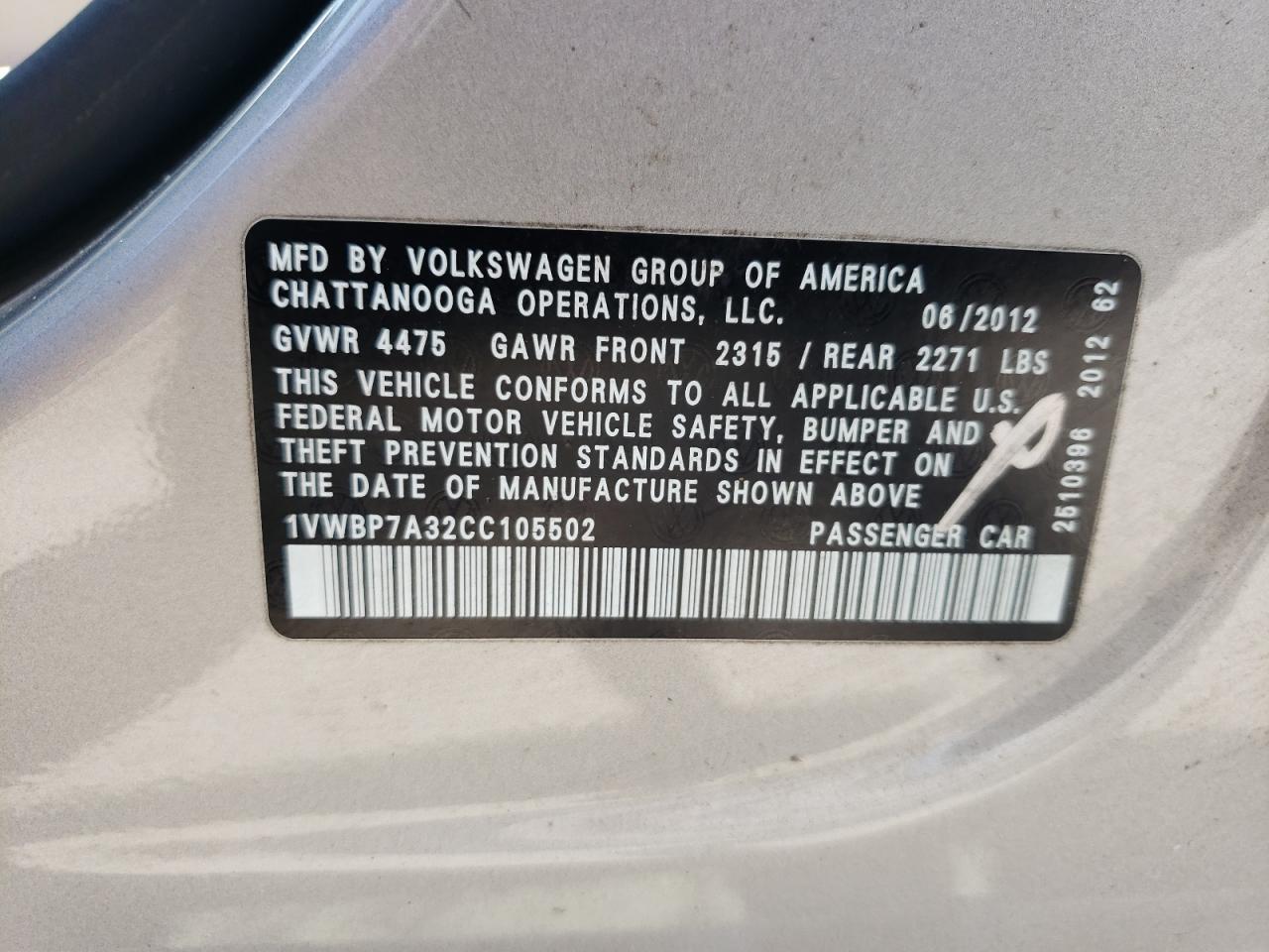 Photo 11 from auction – 2012 VOLKSWAGEN PASSAT SE with VIN 1VWBP7A32CC105502
