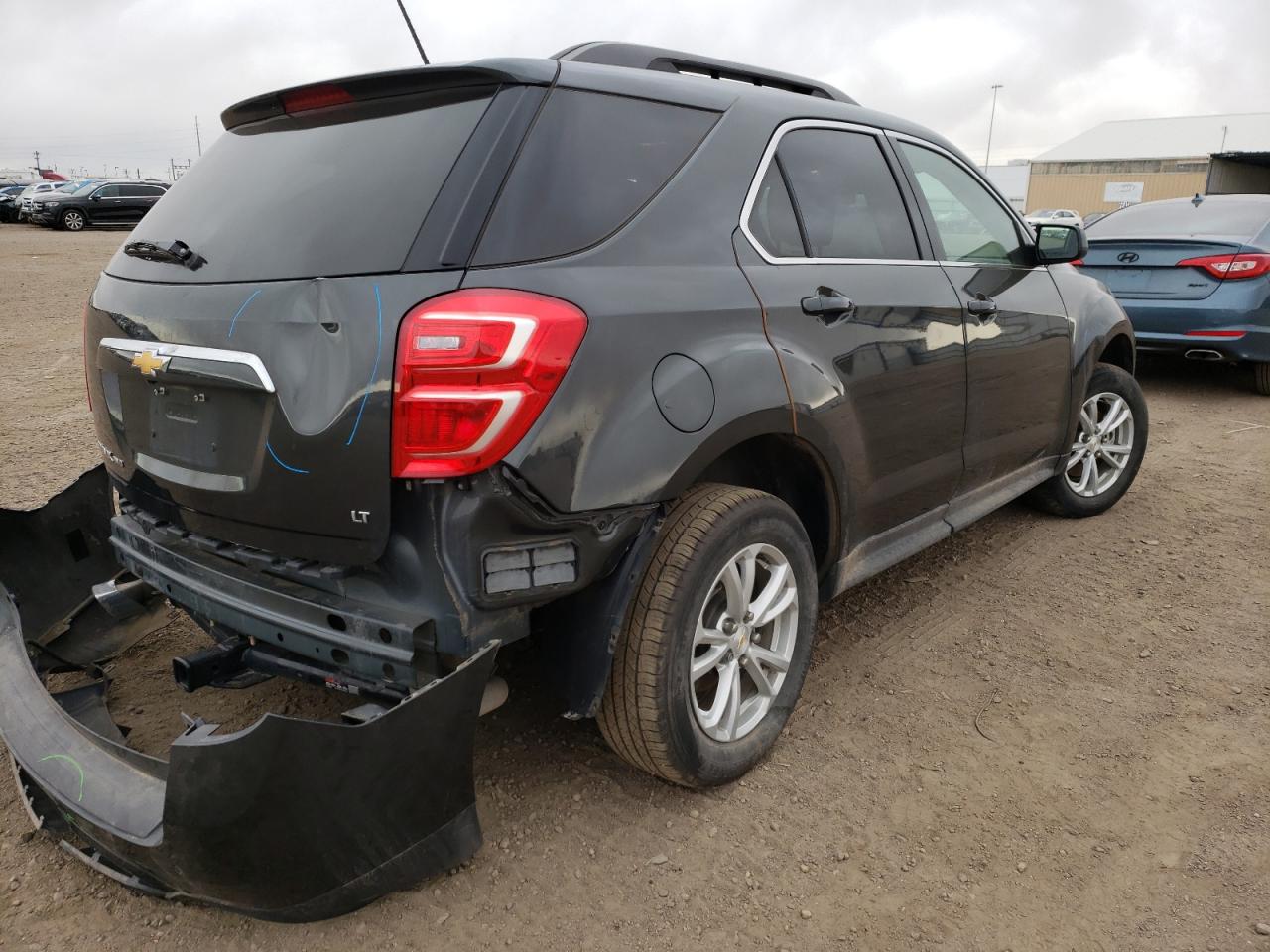 Photo 4 from auction – 2017 CHEVROLET EQUINOX LT with VIN 2GNFLFE37H6174276