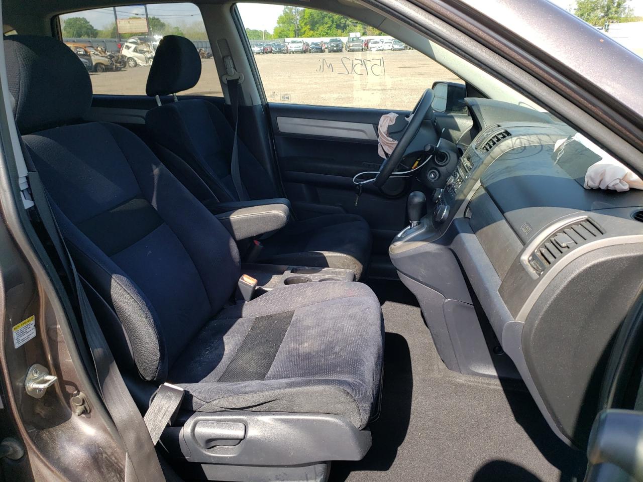 Photo 5 from auction – 2011 HONDA CR-V SE with VIN 5J6RE4H42BL076256