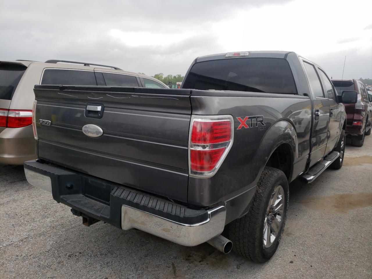 Photo 4 from auction – 2011 FORD F150 SUPER with VIN 1FTFW1ET7BFB11985