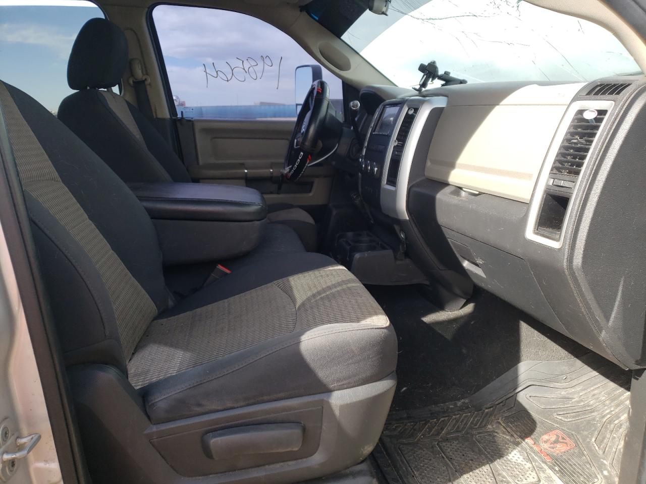 Foto 5 de la subasta – 2011 DODGE RAM 1500 con VIN 1D7RV1GT5BS551004