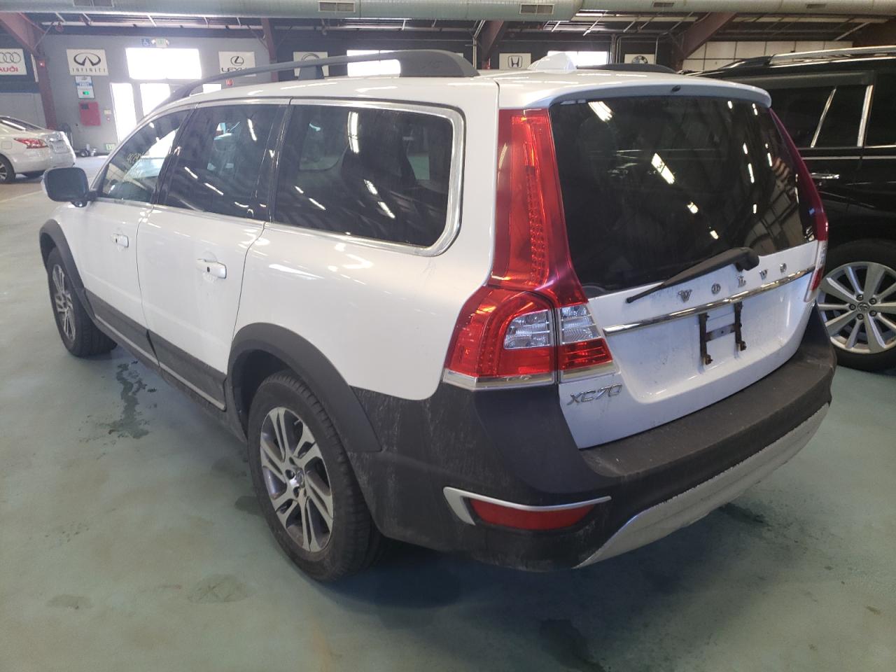 Photo 3 from auction – 2015 VOLVO XC70 3.2 P with VIN YV4940NB3F1197140