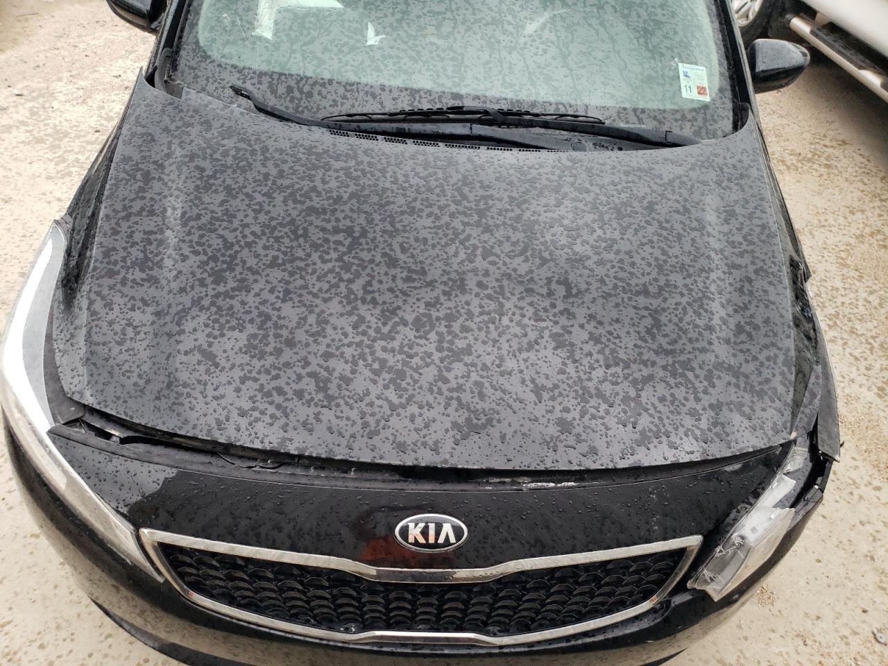 Photo 7 from auction – 2017 KIA FORTE LX with VIN 3KPFK4A75HE049138