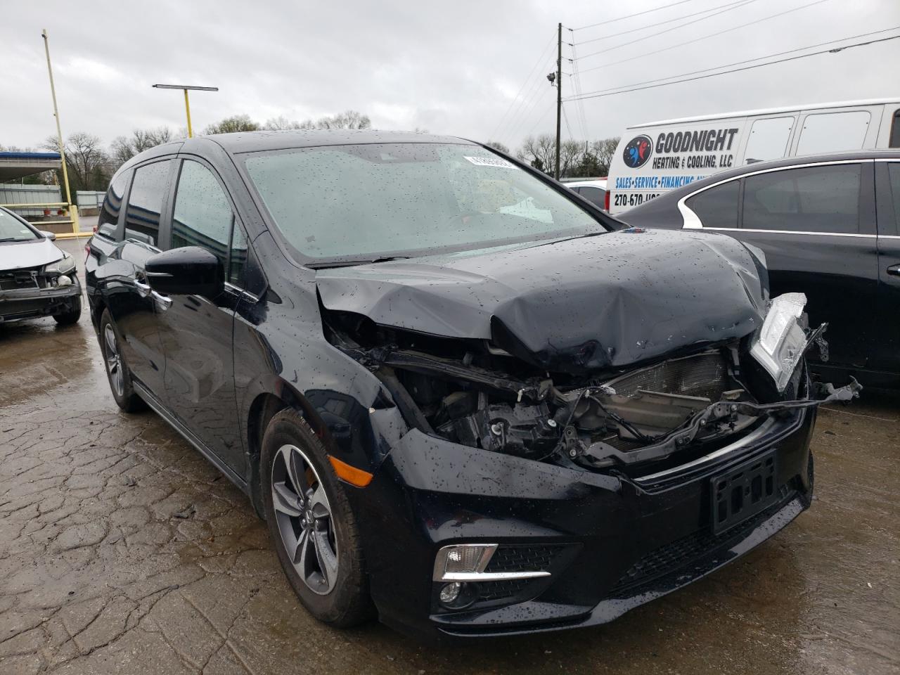 HONDA ODYSSEY TO 2018 with VIN 5FNRL6H88JB032161 - Photo from auction