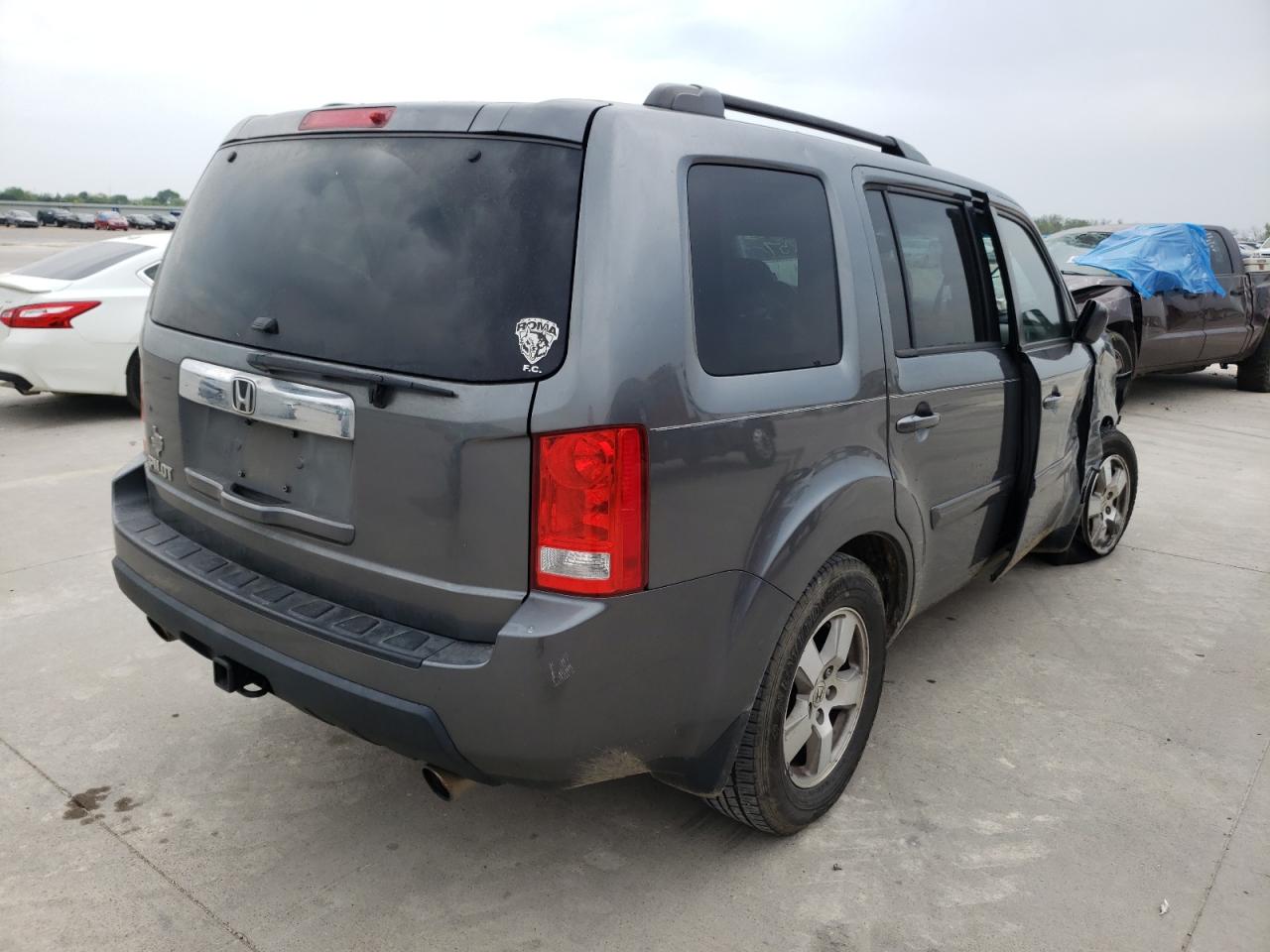 Photo 4 from auction – 2011 HONDA PILOT EXL with VIN 5FNYF3H52BB048137
