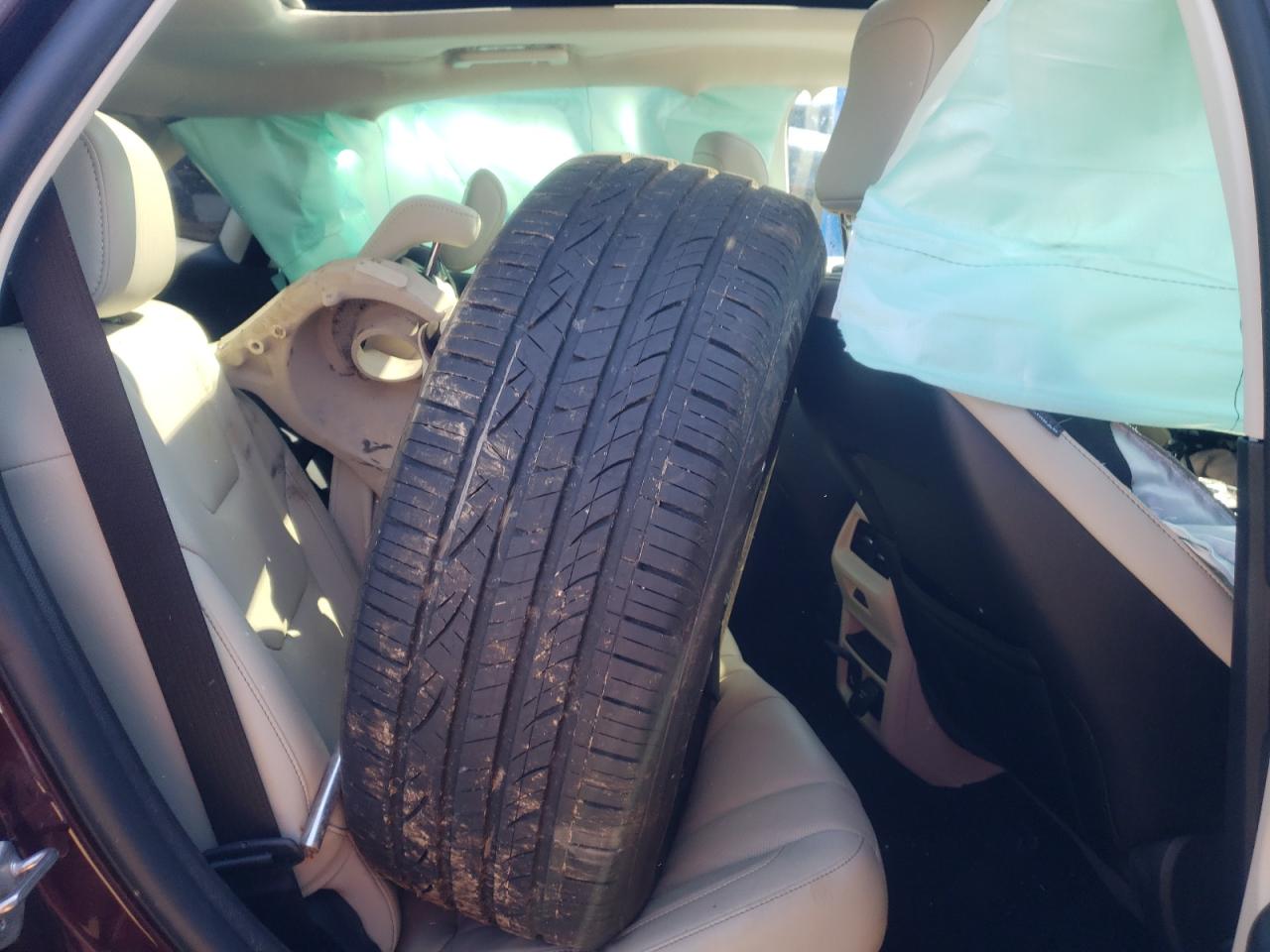 Photo 6 from auction – 2020 FORD EDGE TITAN with VIN 2FMPK3K99LBA74781