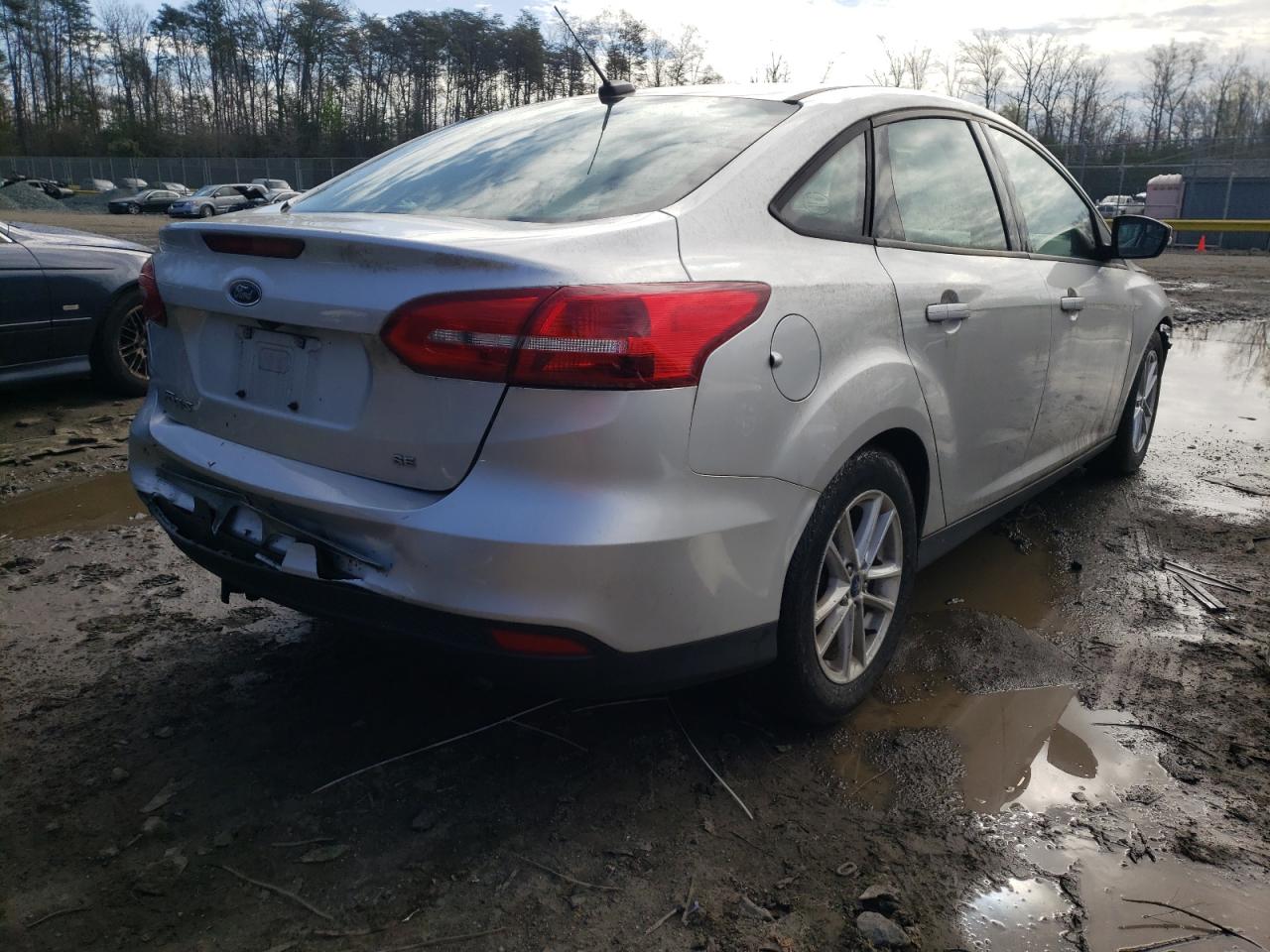 Photo 4 from auction – 2017 FORD FOCUS SE with VIN 1FADP3F29HL309067