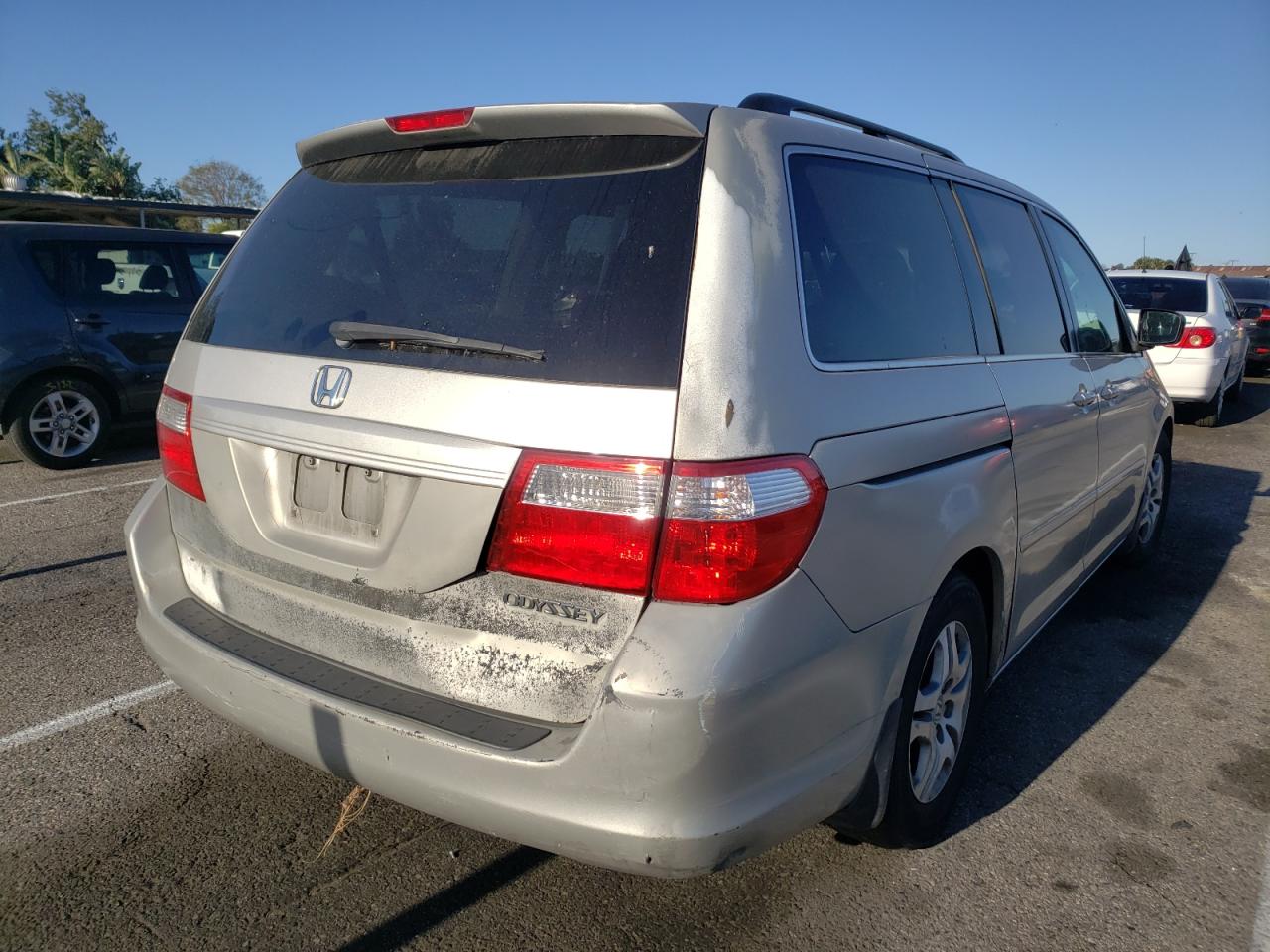 Photo 4 from auction – 2005 HONDA ODYSSEY EX with VIN 5FNRL38455B416819