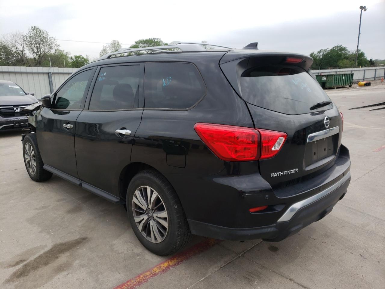 Photo 3 from auction – 2019 NISSAN PATHFINDER with VIN 5N1DR2MN9KC622277