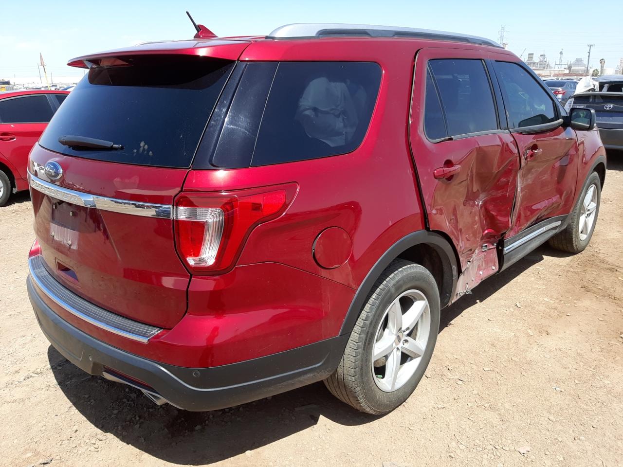 Photo 4 from auction – 2018 FORD EXPLORER X with VIN 1FM5K7D8XJGA19779