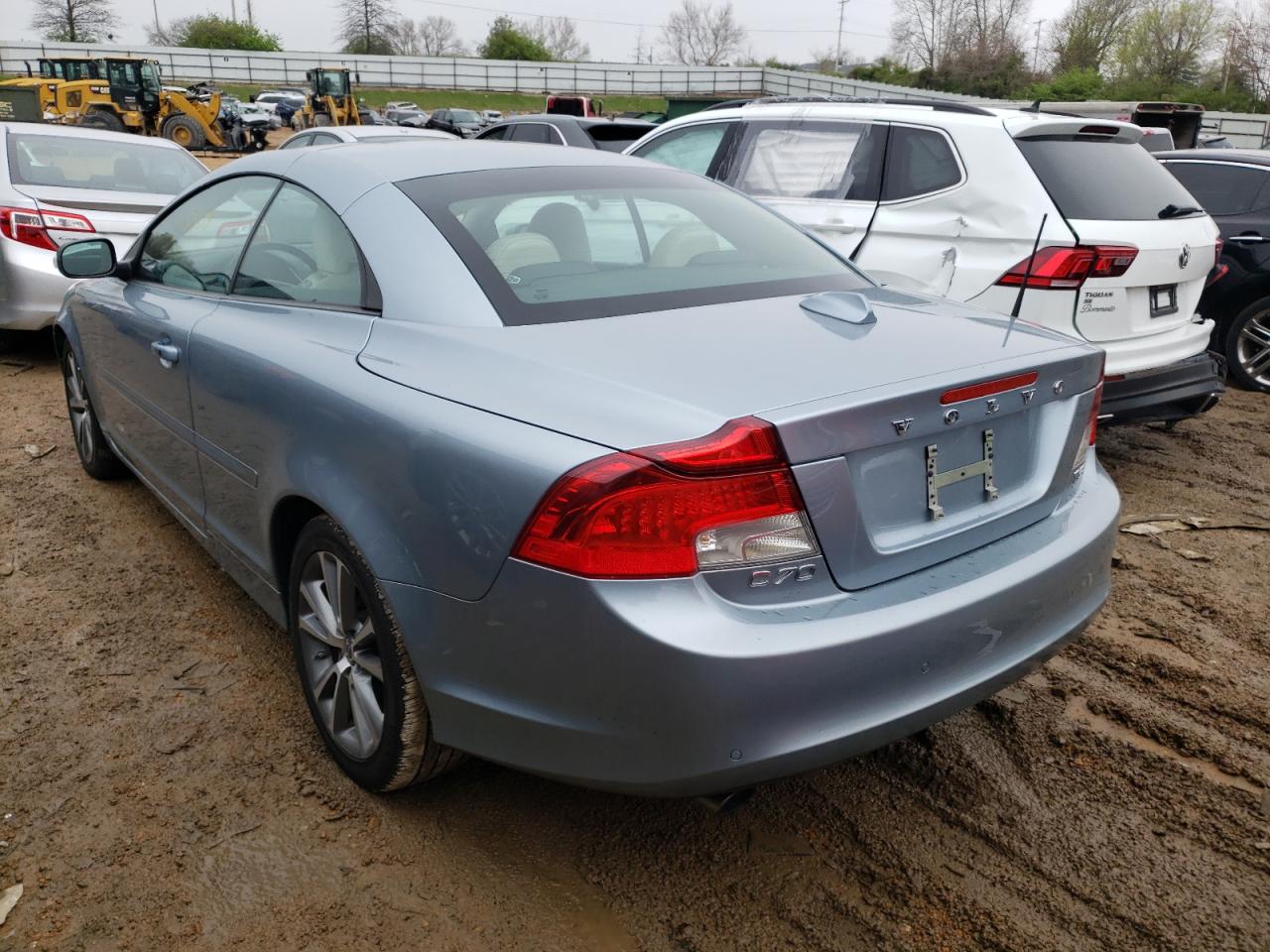 Photo 3 from auction – 2013 VOLVO C70 T5 with VIN YV1672MC4DJ139452
