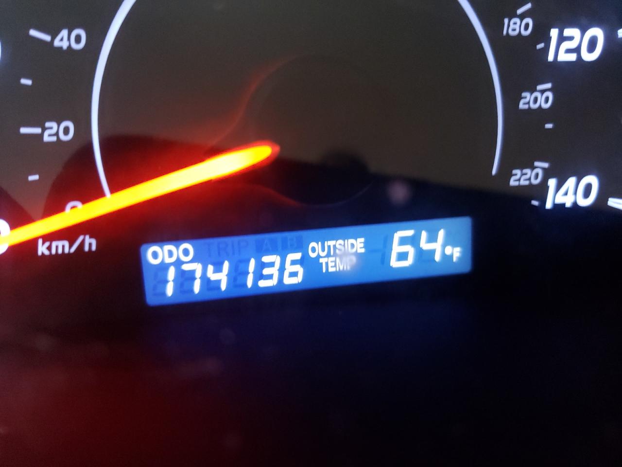 Photo 8 from auction – 2010 TOYOTA CAMRY with VIN 4T1BF3EK0AU545589