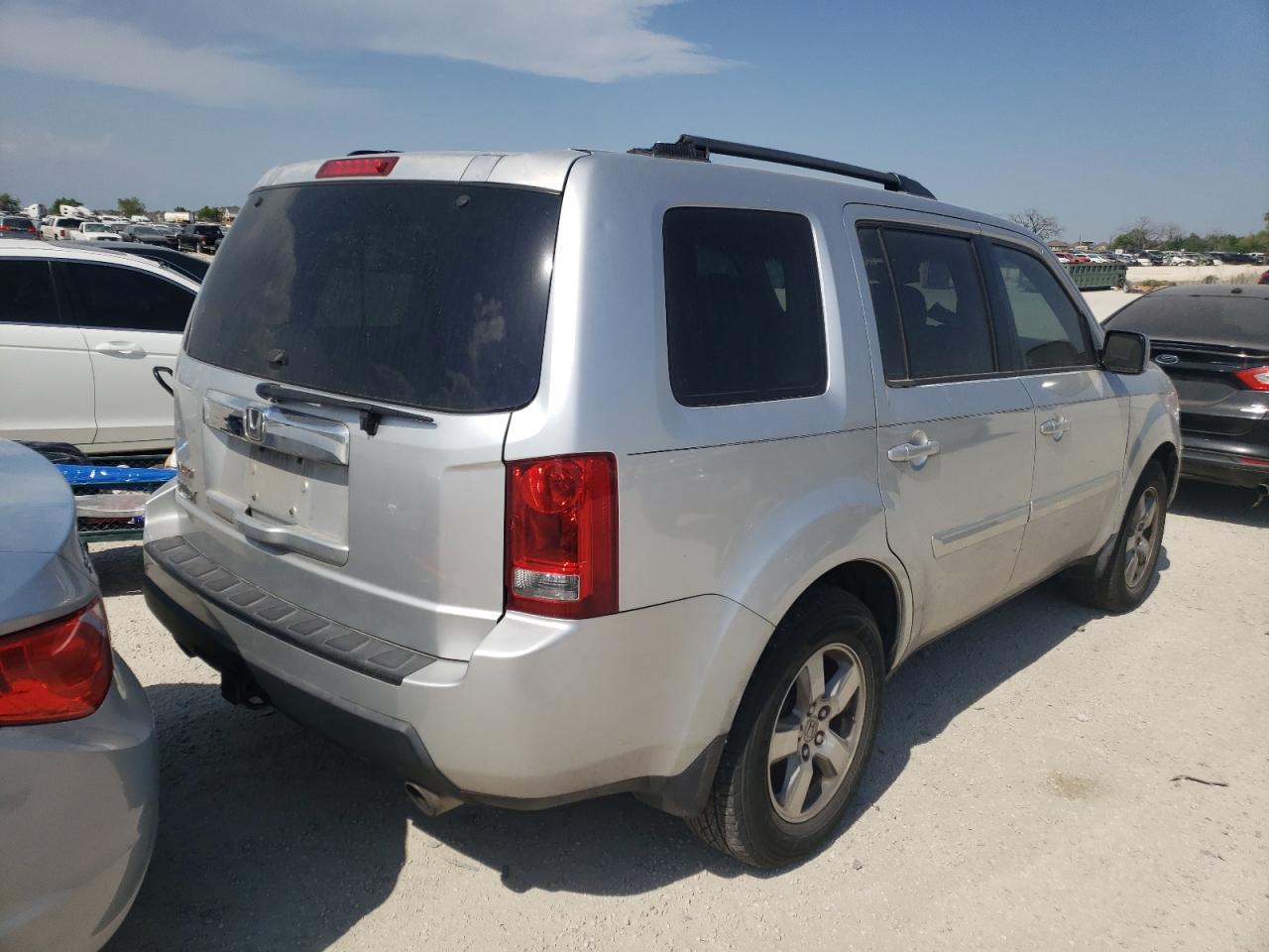 Photo 4 from auction – 2009 HONDA PILOT EXL with VIN 5FNYF38689B016750