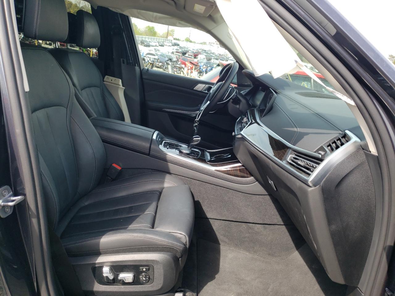 Photo 5 from auction – 2019 BMW X7 XDRIVE4 with VIN 5UXCW2C56KL082105