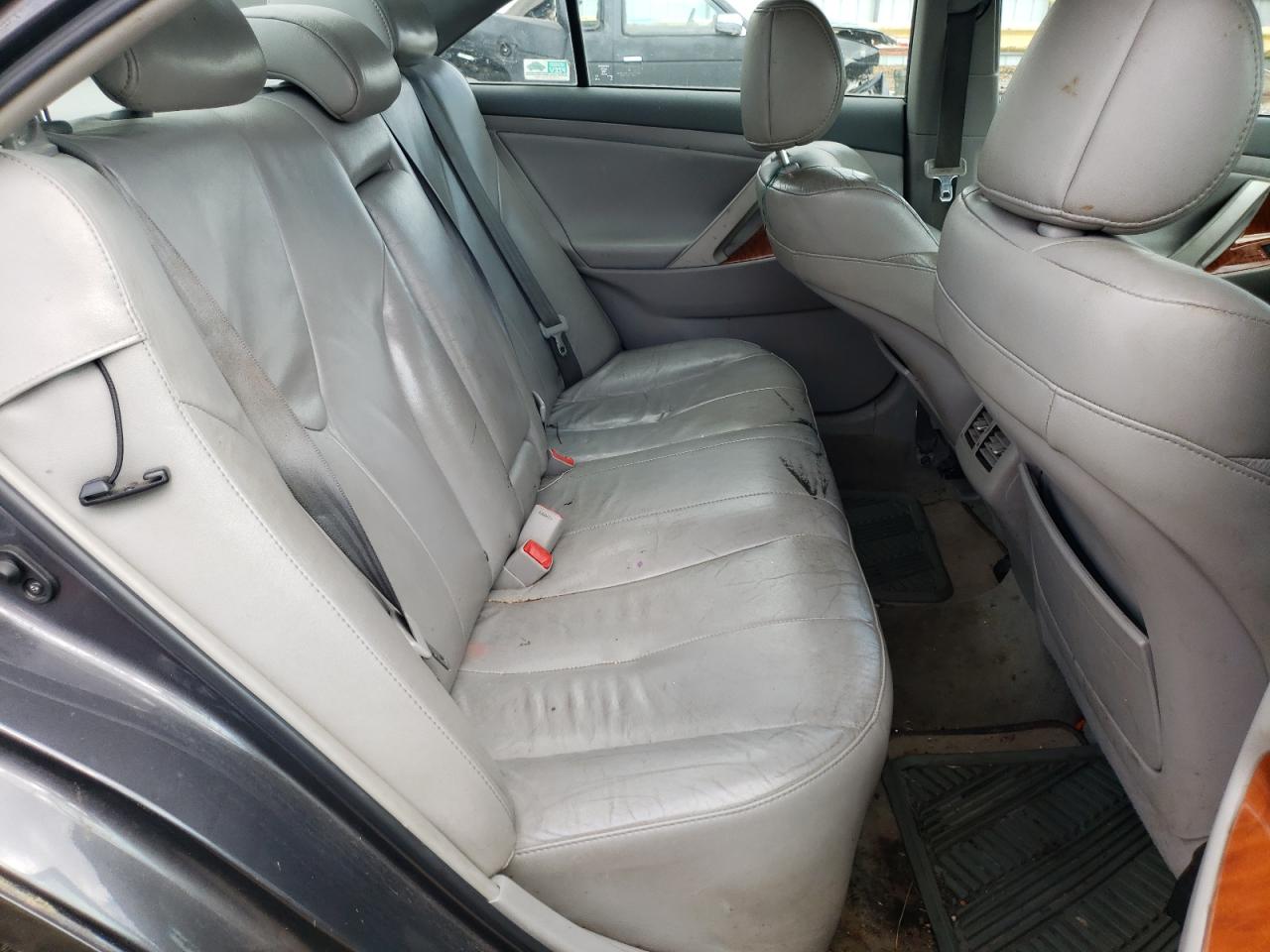 Photo 6 from auction – 2011 TOYOTA CAMRY HYBR with VIN 4T1BB3EK9BU127321