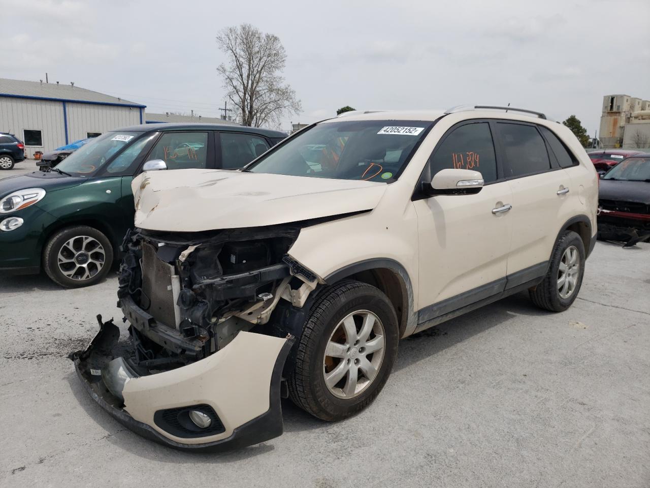 Photo 2 from auction – 2011 KIA SORENTO BA with VIN 5XYKT3A16BG105969