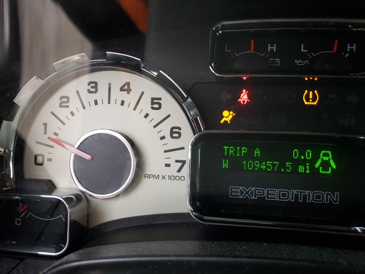 Photo 8 from auction – 2014 FORD EXPEDITION with VIN 1FMJU1K5XEEF01555
