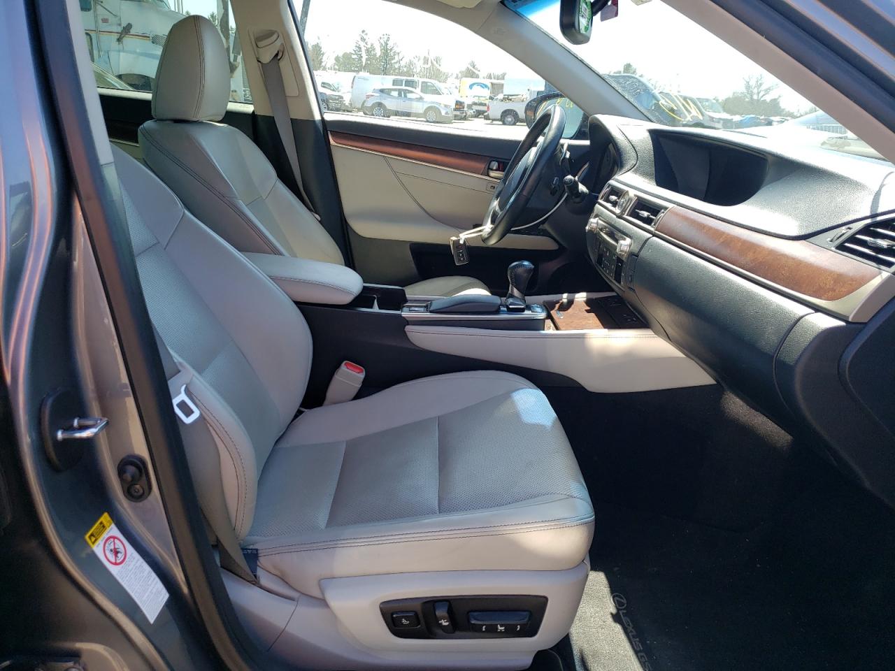 Photo 5 from auction – 2014 LEXUS GS 350 with VIN JTHCE1BL2E5021422