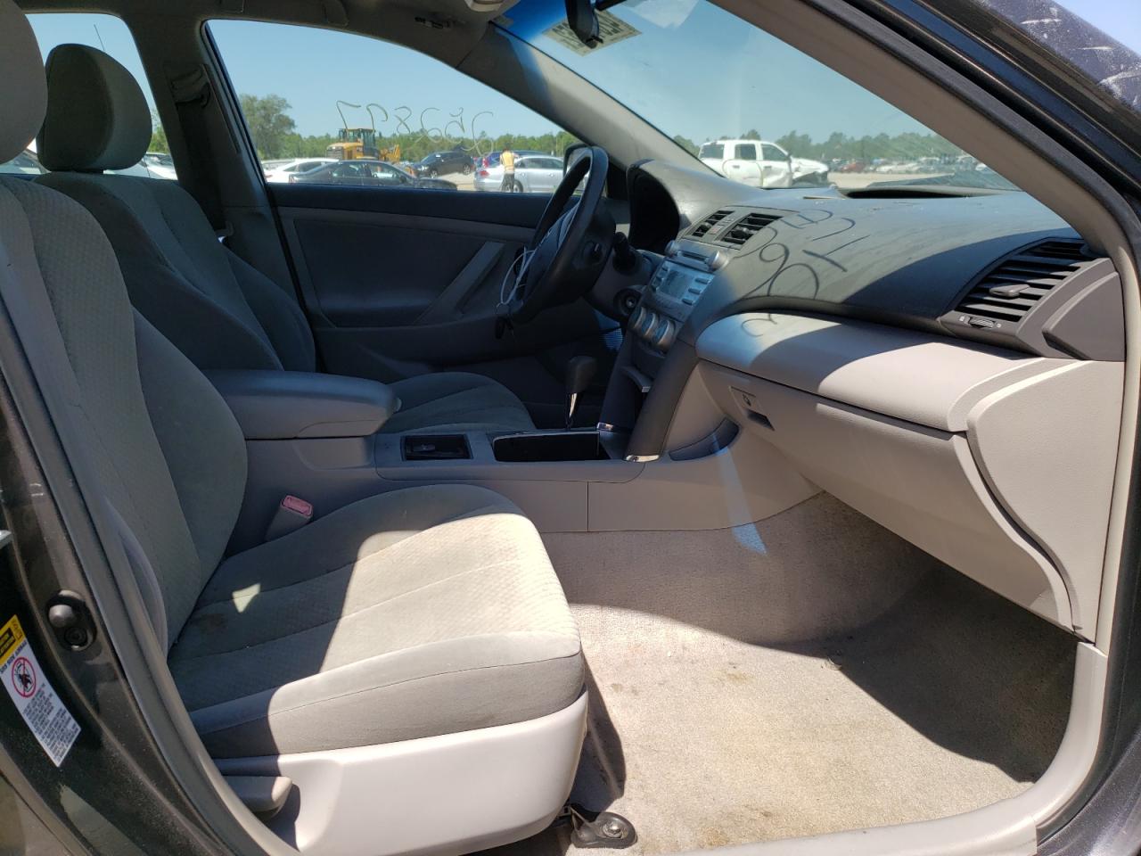 Photo 5 from auction – 2007 TOYOTA CAMRY with VIN 4T1BE46K57U154809