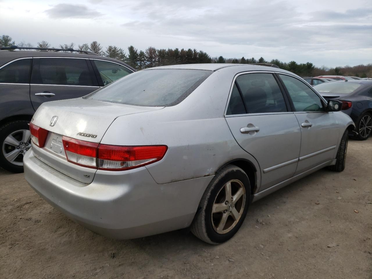 Photo 4 from auction – 2003 HONDA ACCORD EX with VIN JHMCM56623C003574