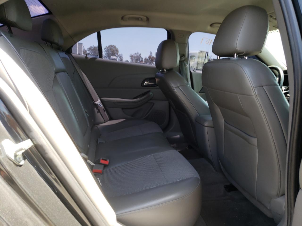 Photo 6 from auction – 2015 CHEVROLET MALIBU 2LT with VIN 1G11D5SL6FF168382
