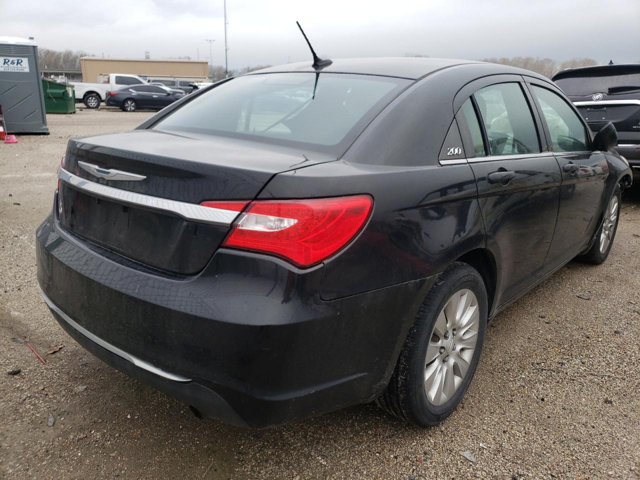 Photo 4 from auction – 2014 CHRYSLER 200 LX with VIN 1C3CCBAB9EN207176