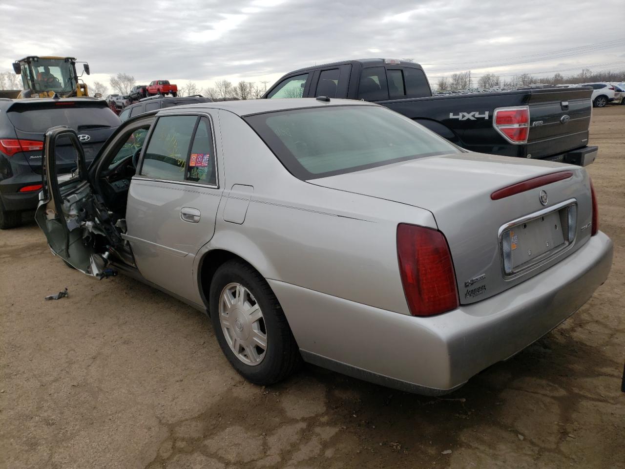 Photo 3 from auction – 2005 CADILLAC DEVILLE with VIN 1G6KD54Y75U215615