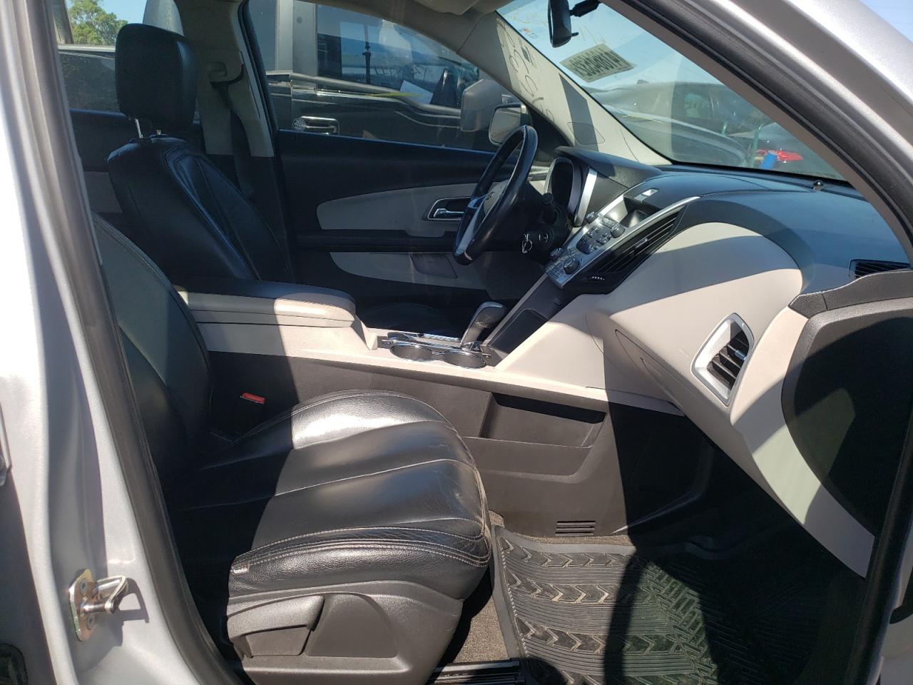 Photo 5 from auction – 2011 CHEVROLET EQUINOX LS with VIN 2CNFLCEC7B6423637