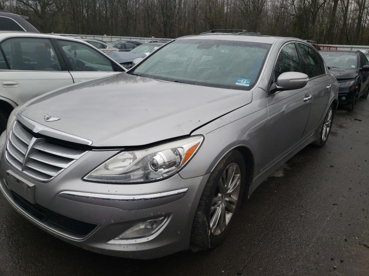 Photo 2 from auction – 2012 HYUNDAI GENESIS 3. with VIN KMHGC4DD7CU153493