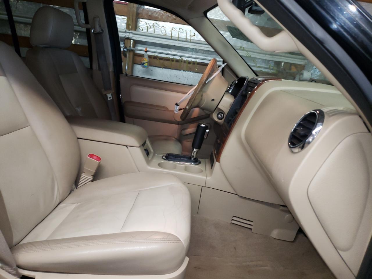 Photo 5 from auction – 2006 FORD EXPLORER E with VIN 1FMEU74E26UA91259