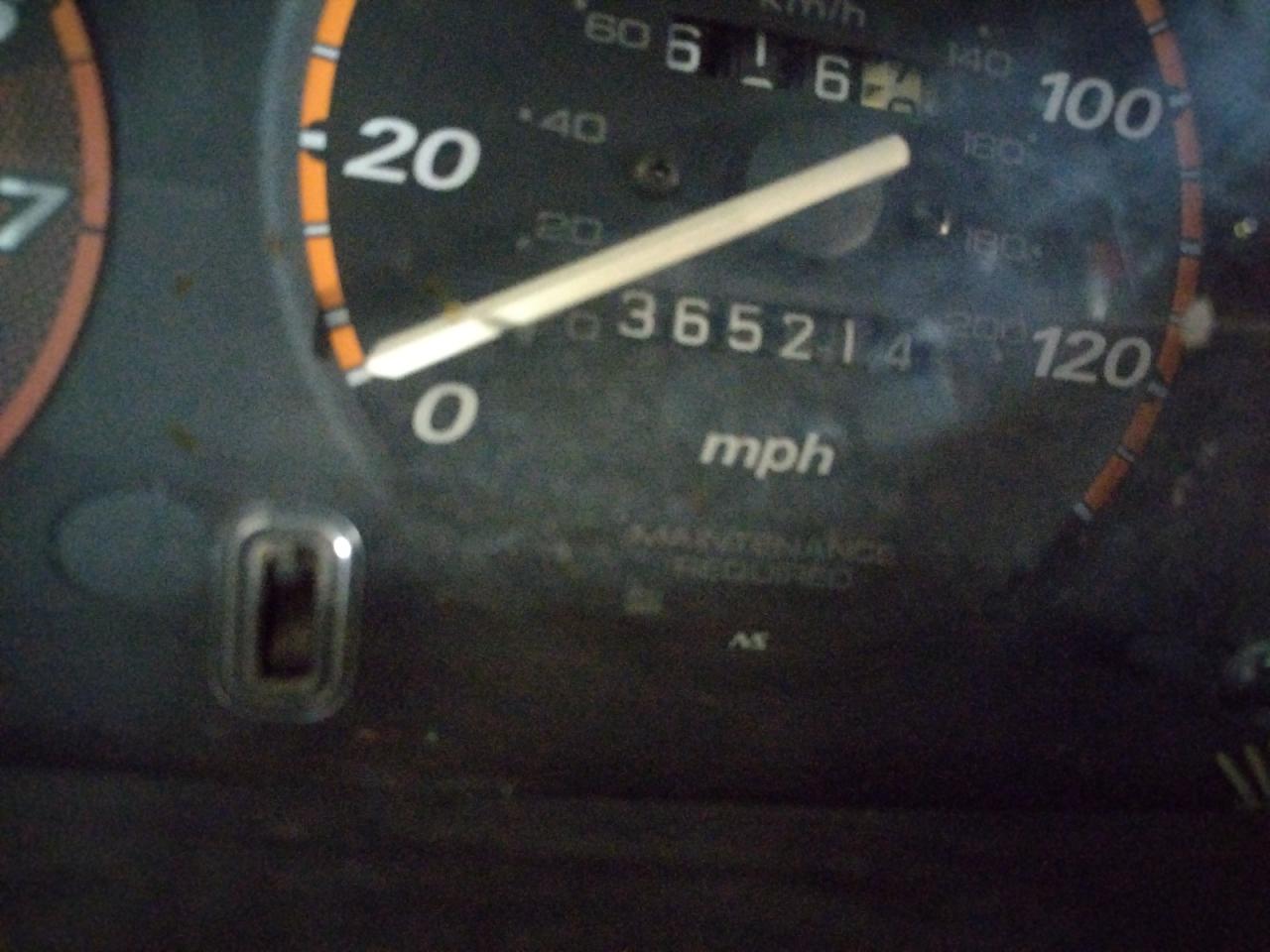 Photo 8 from auction – 1997 HONDA CR-V LX with VIN JHLRD1845VC007687
