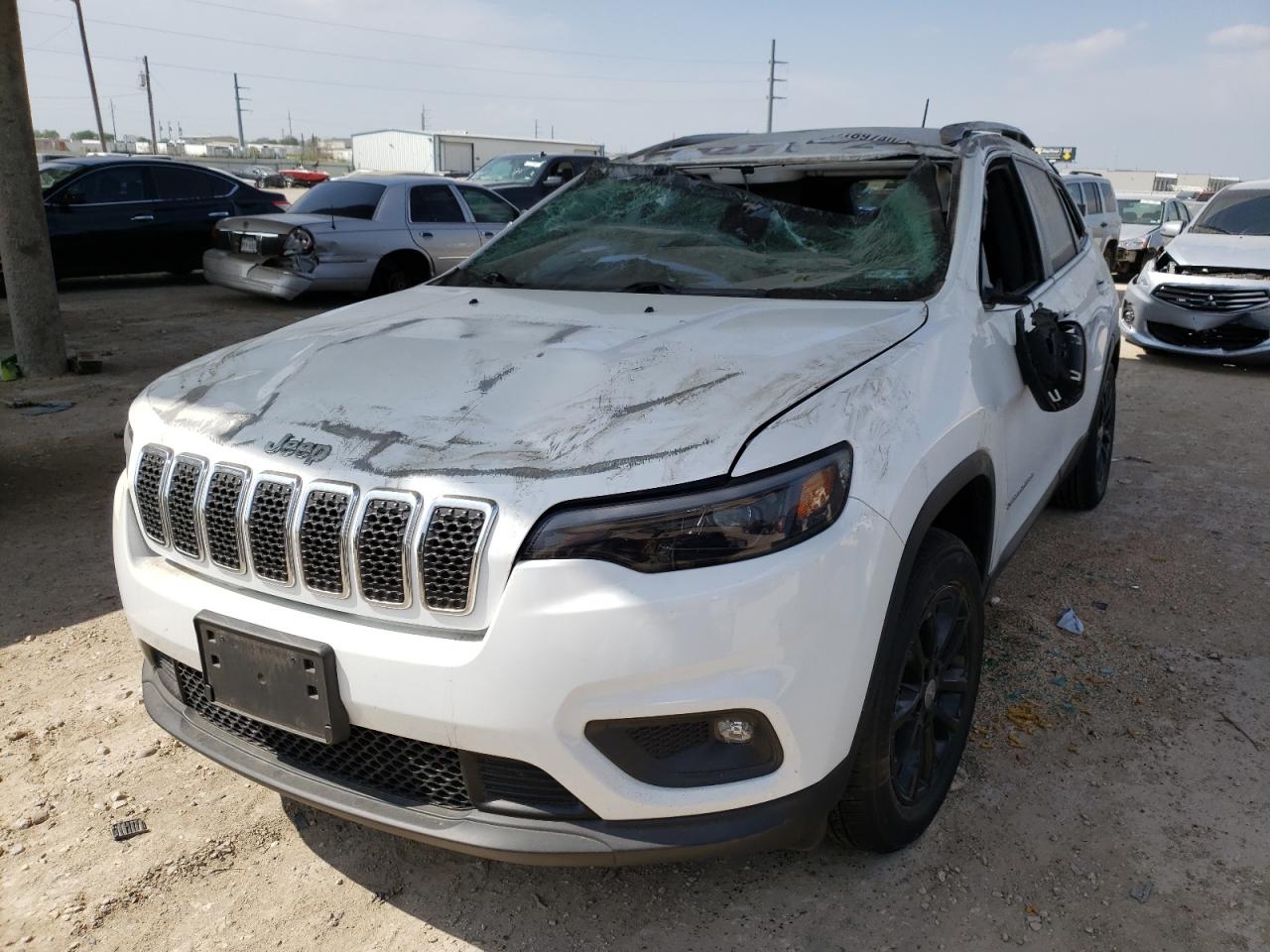 Photo 2 from auction – 2019 JEEP CHEROKEE L with VIN 1C4PJLLB3KD220688