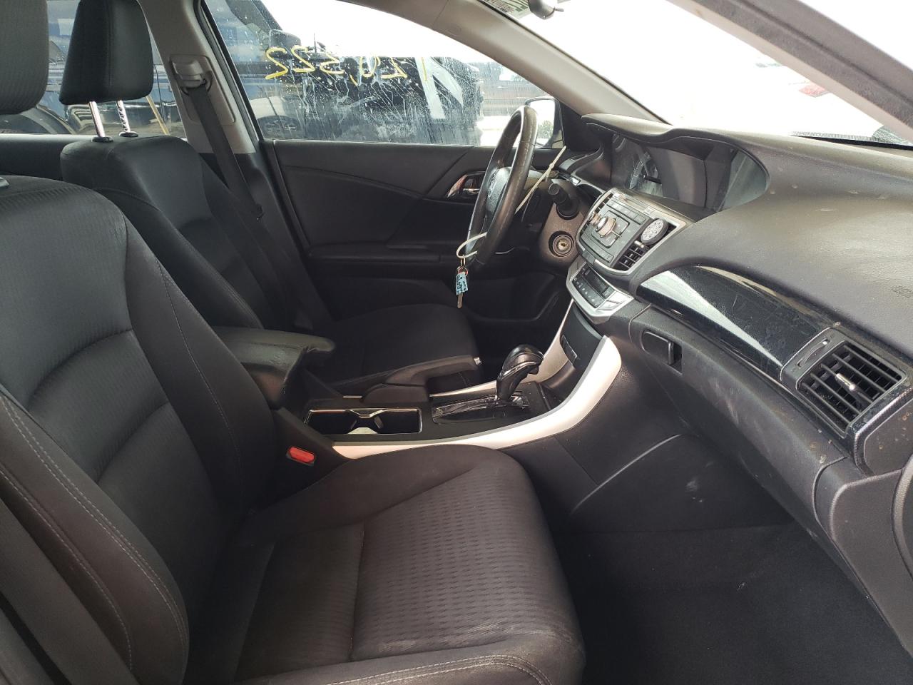 Photo 5 from auction – 2014 HONDA ACCORD SPO with VIN 1HGCR2F59EA080757