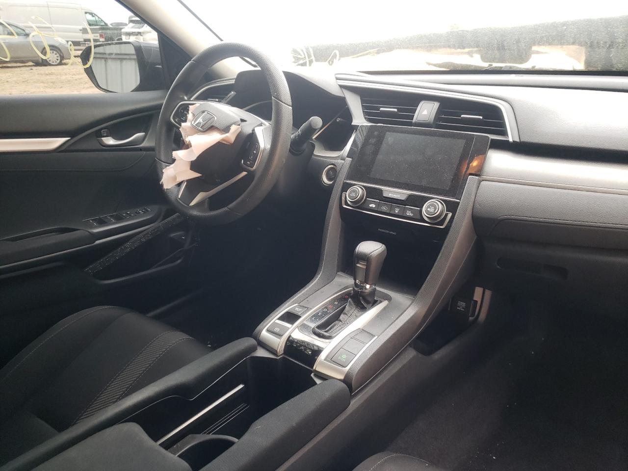 Photo 9 from auction – 2017 HONDA CIVIC EX with VIN 2HGFC2F72HH550097