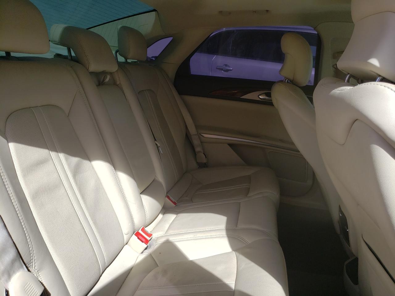 Photo 6 from auction – 2013 LINCOLN MKZ with VIN 3LN6L2G93DR812279