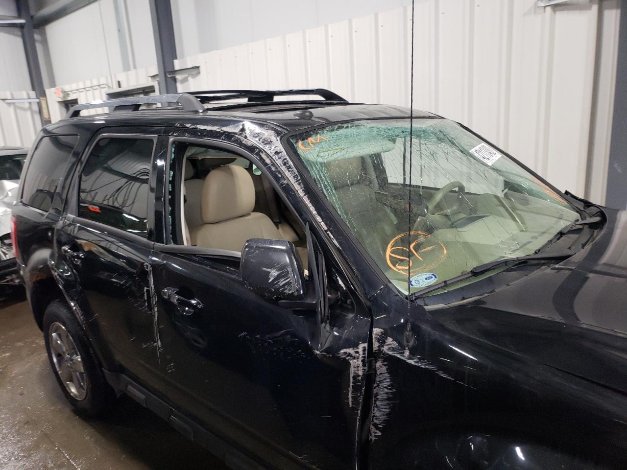 Photo 9 from auction – 2012 FORD ESCAPE LIM with VIN 1FMCU9E78CKB18135