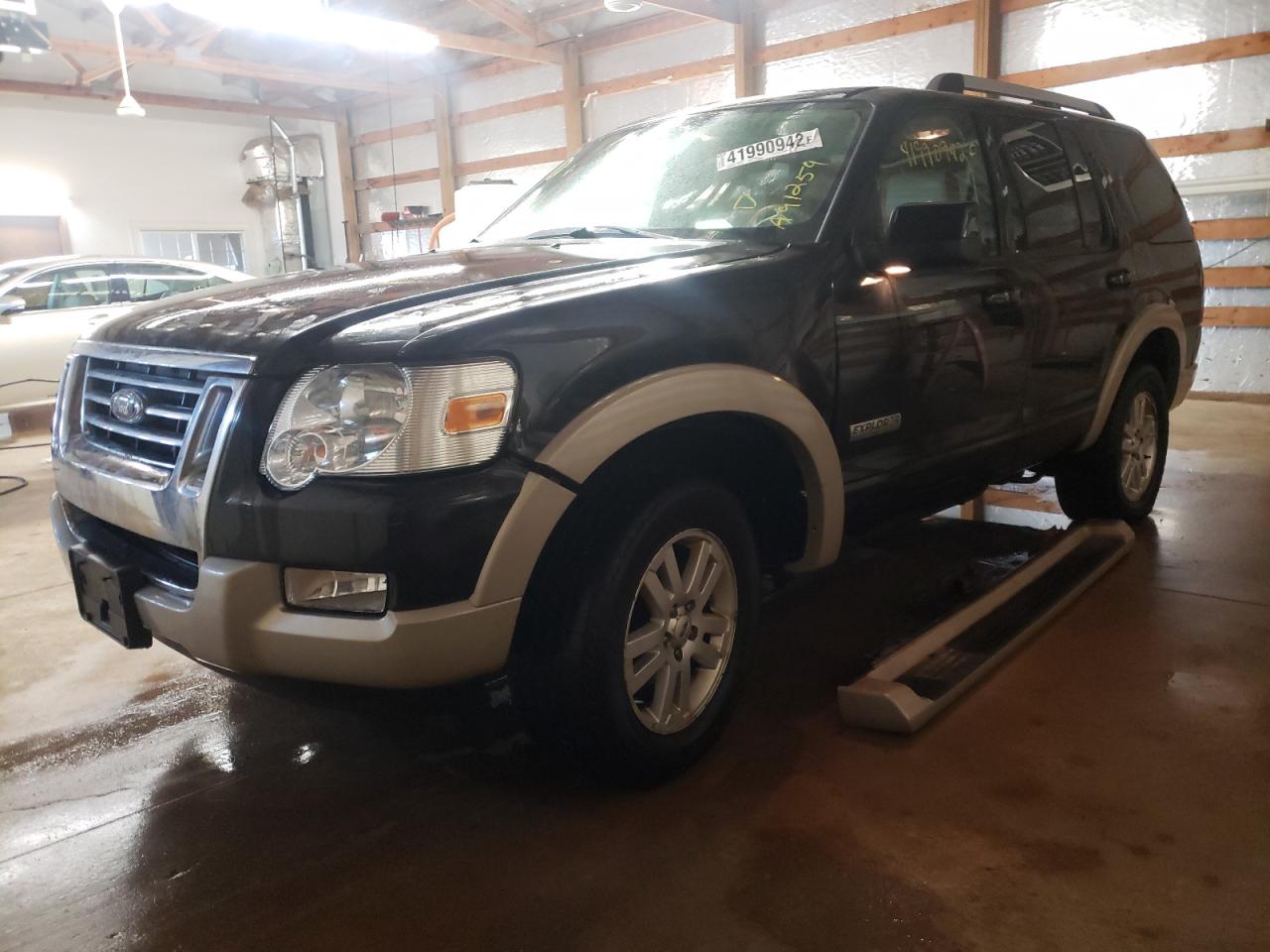 Photo 2 from auction – 2006 FORD EXPLORER E with VIN 1FMEU74E26UA91259