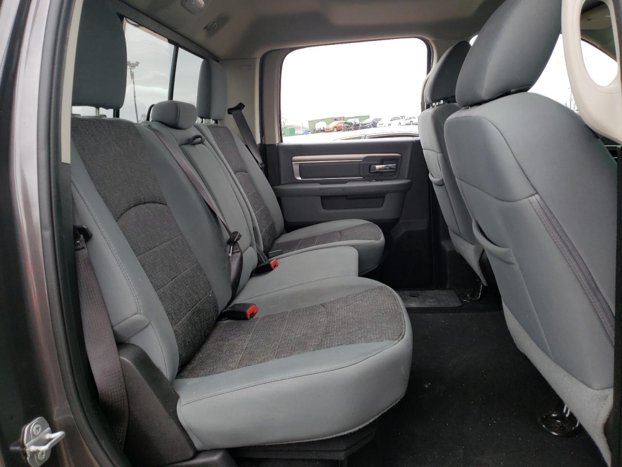 Фото 6 с аукциона – 2019 RAM 1500 CLASS с VIN 1C6RR7TT1KS727576