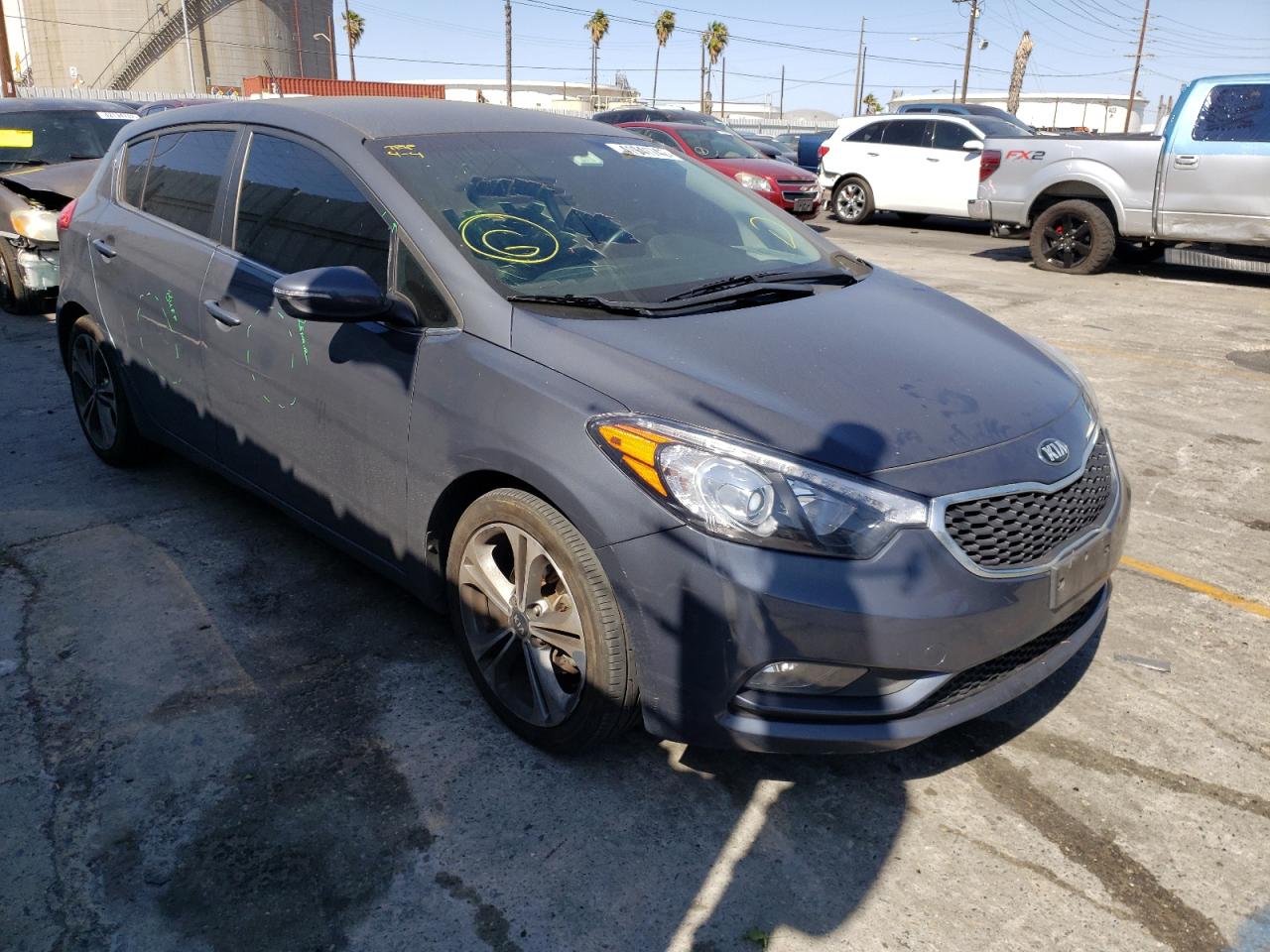 KIA FORTE EX 2016 with VIN KNAFX5A86G5547355 - Photo from auction