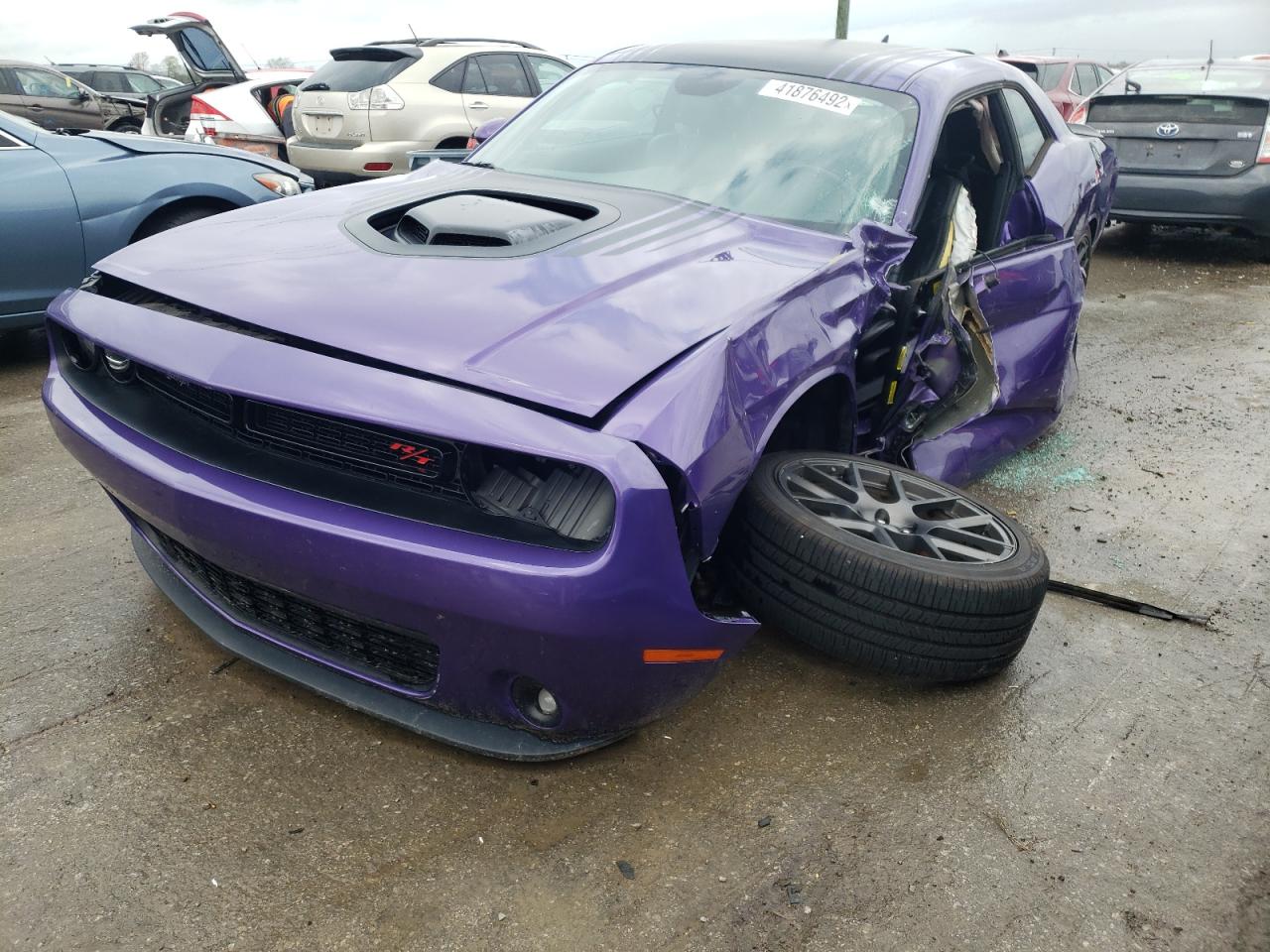 Photo 2 from auction – 2016 DODGE CHALLENGER with VIN 2C3CDZBT7GH169083